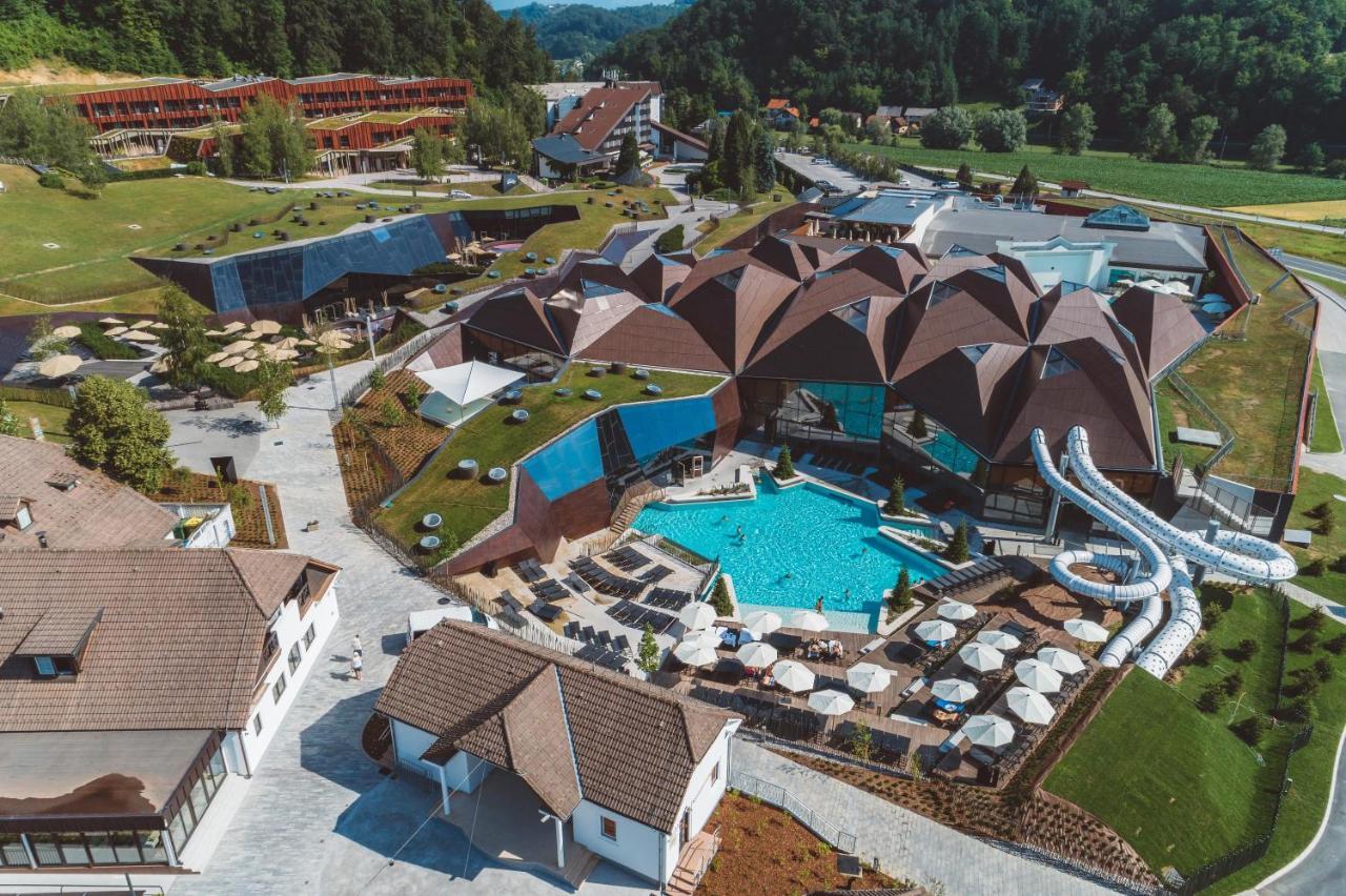 Terme Olimia - Aparthotel Rosa ポドチェトルテク エクステリア 写真