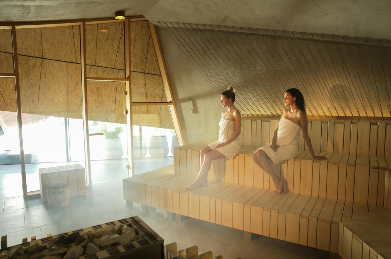 Terme Olimia - Aparthotel Rosa ポドチェトルテク エクステリア 写真