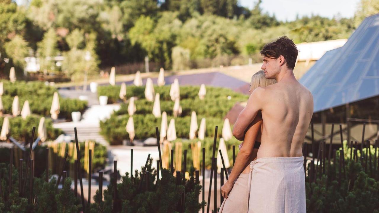 Terme Olimia - Aparthotel Rosa ポドチェトルテク エクステリア 写真