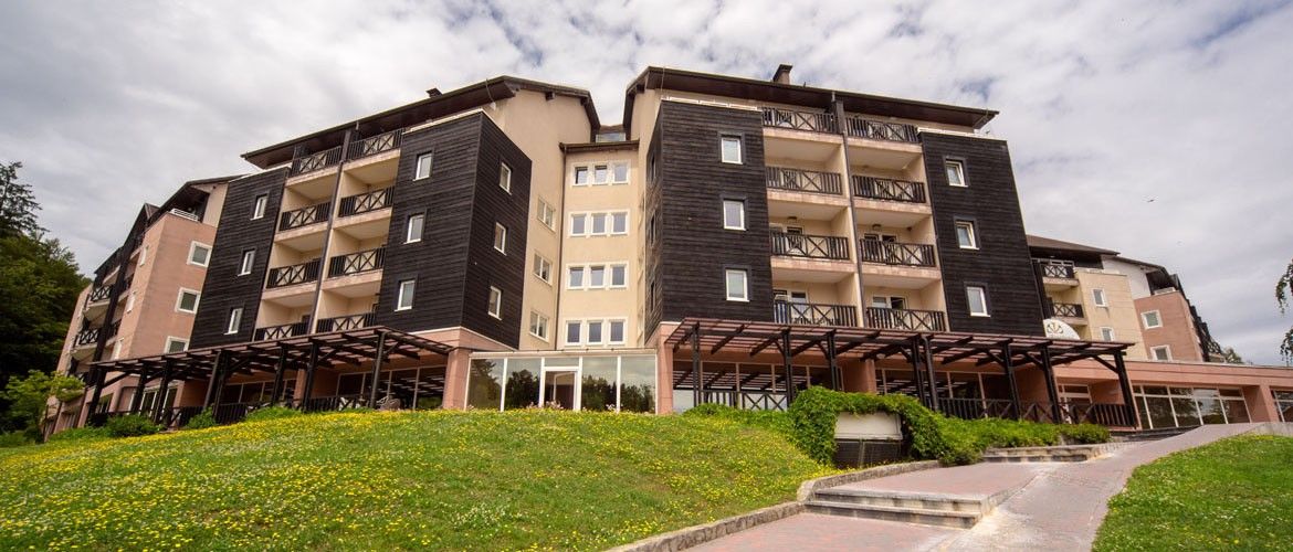 Terme Olimia - Aparthotel Rosa ポドチェトルテク エクステリア 写真