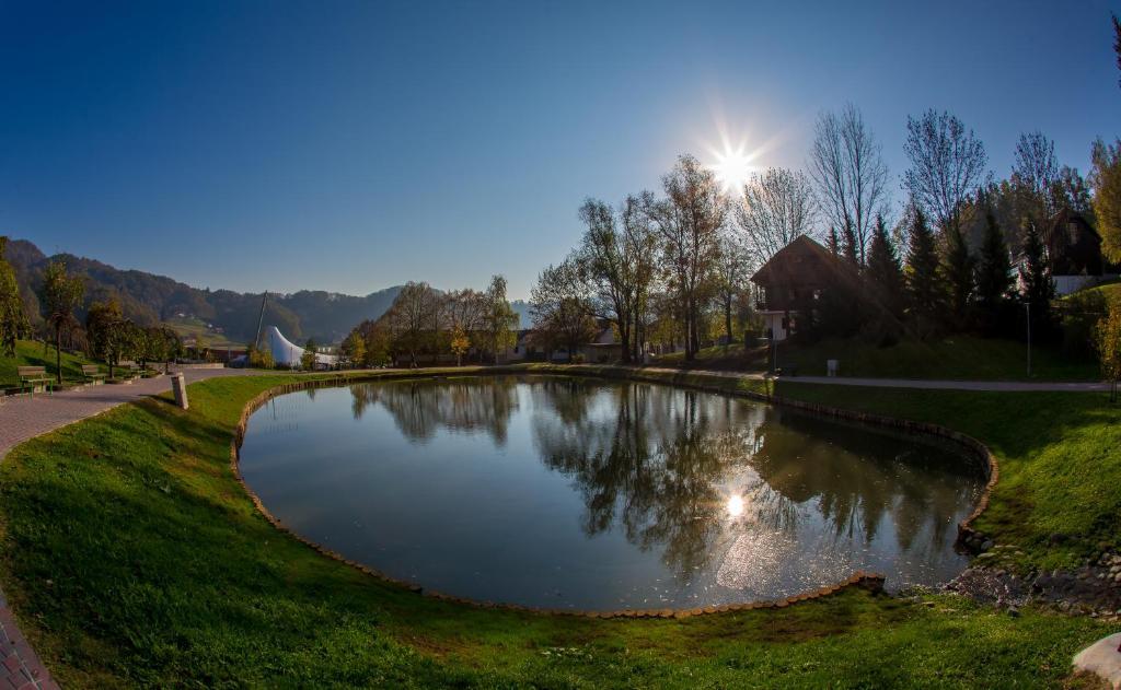 Terme Olimia - Aparthotel Rosa ポドチェトルテク エクステリア 写真